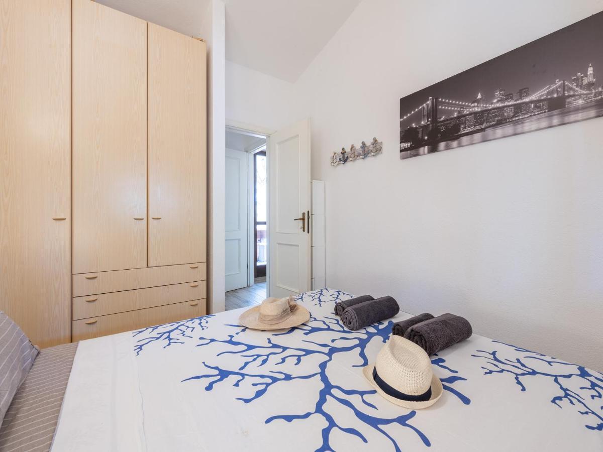 Zeus Apartment Santa Margherita di Pula Dış mekan fotoğraf