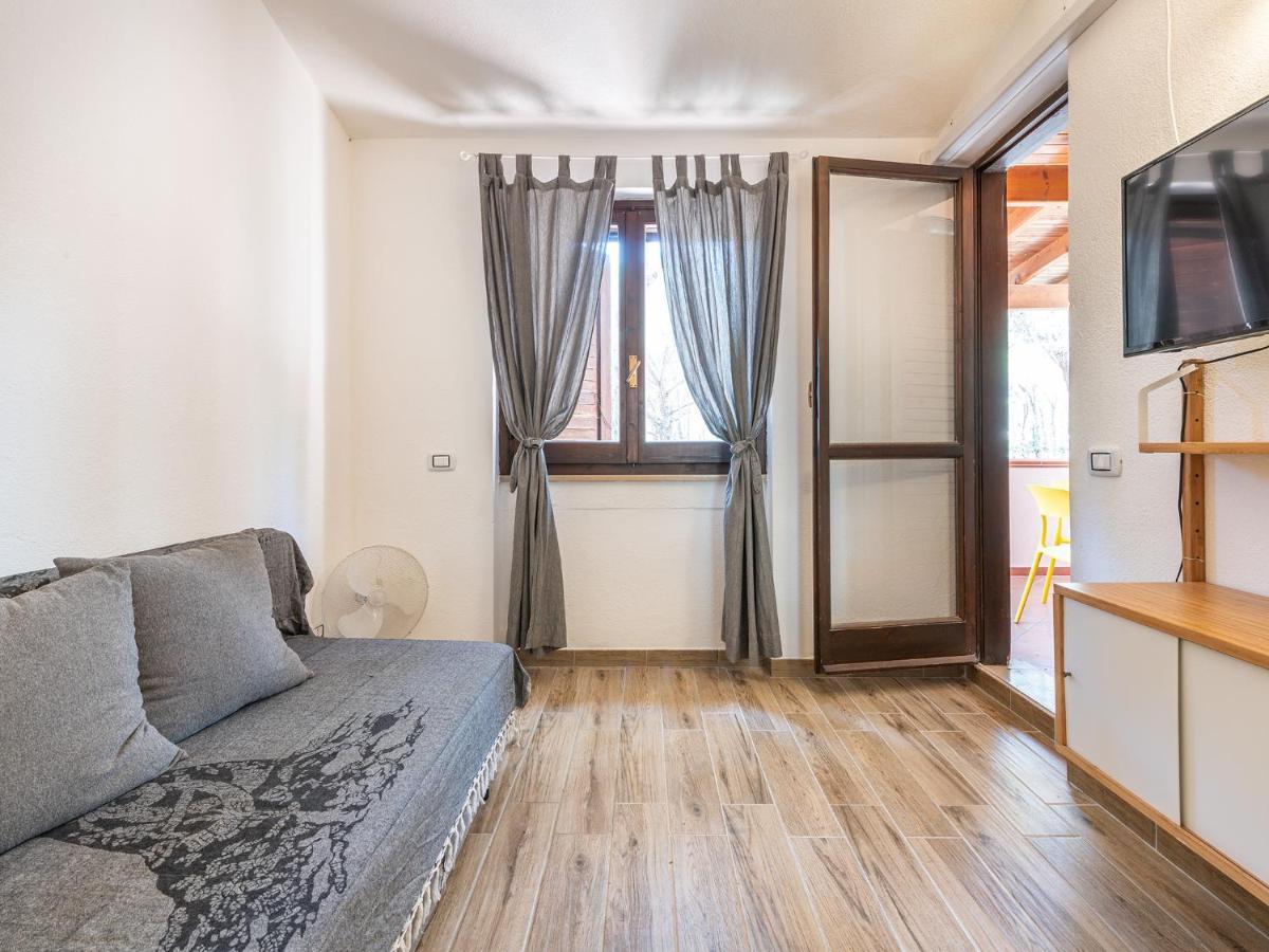 Zeus Apartment Santa Margherita di Pula Dış mekan fotoğraf