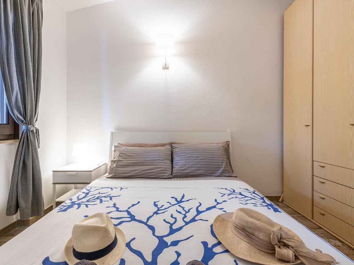 Zeus Apartment Santa Margherita di Pula Dış mekan fotoğraf