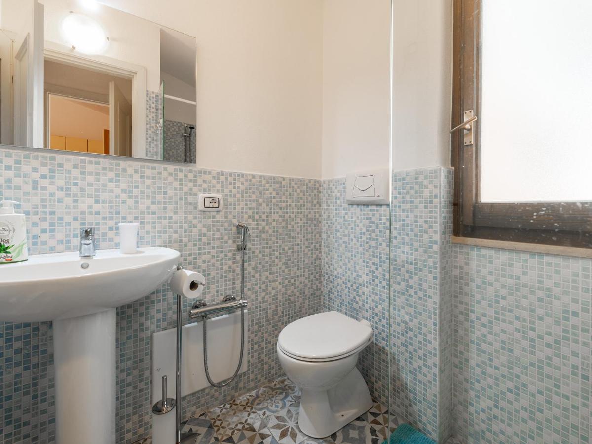 Zeus Apartment Santa Margherita di Pula Dış mekan fotoğraf